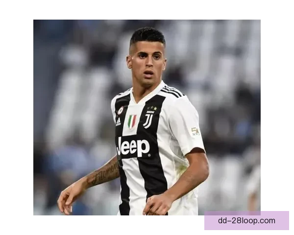 2025夏季转会动态西汉姆联迎来巴塞罗那外租年轻新星